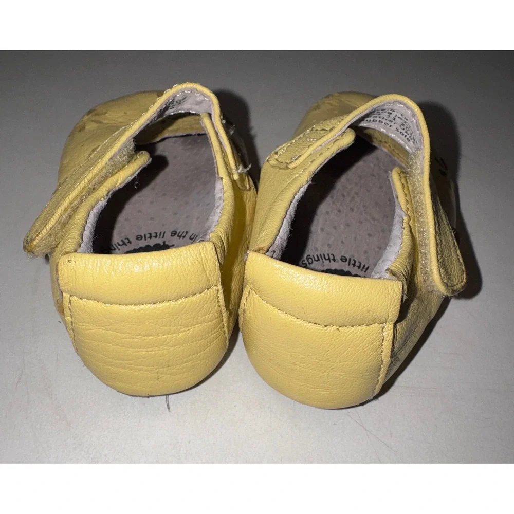 Livie & Luca Yellow Leather Floral Cutout Mary Jane Shoes Size 6-12 Months